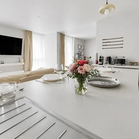 Apartment Elegant T3 Vue, Stade De France & Tour Eiffel Saint-Denis (Seine-Saint-Denis)