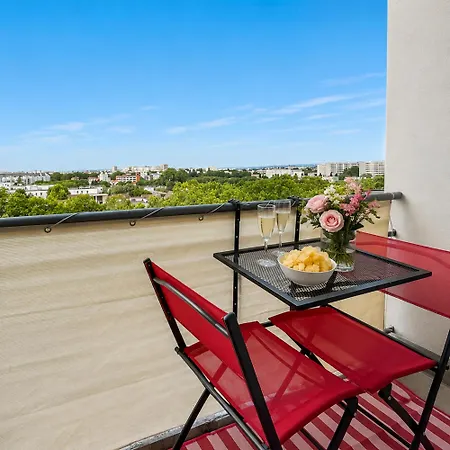 Apartment Elegant T2 Vue, Stade De France & Tour Eiffel